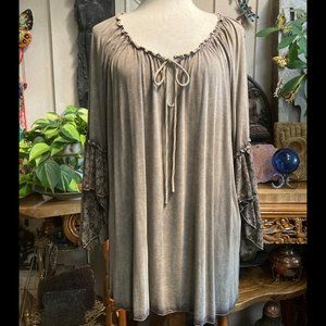 T Party Peasant Blouse Knit XL Made in USA NWT